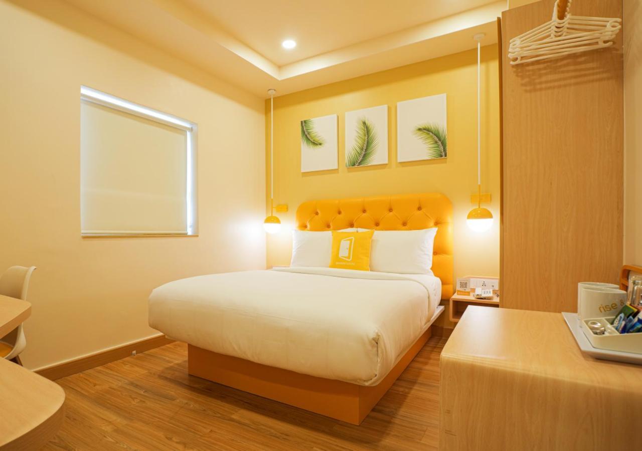 Bloom Hotel Koramangala Bangalore Buitenkant foto